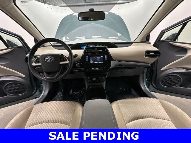 Thumbnail: 2016 Toyota Prius - 18