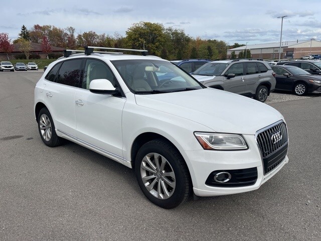 2016 Audi Q5 2.0T Prestige Hybrid TDI Premium Plus photo 2