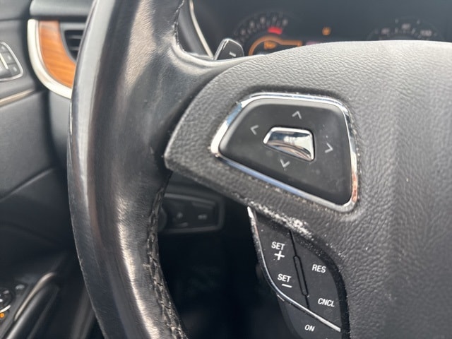 Thumbnail: 2017 Lincoln MKC - 16