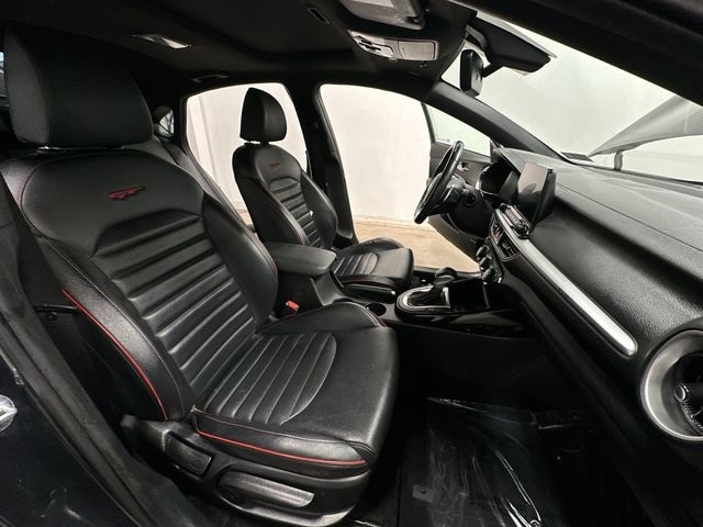 Thumbnail: 2021 Kia Forte - 22