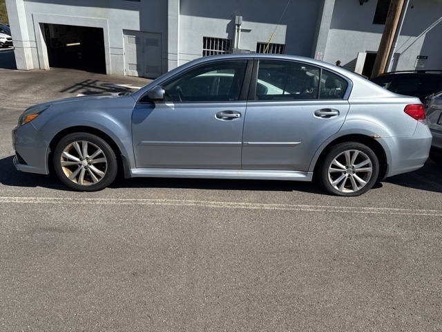 Thumbnail: 2014 Subaru Legacy - 1