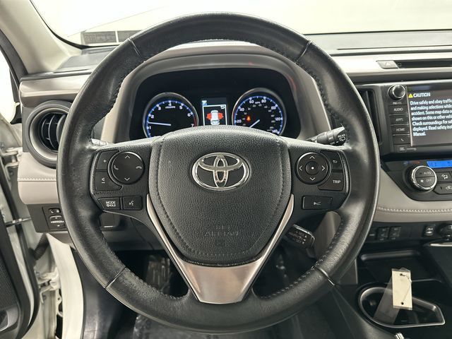 Thumbnail: 2017 Toyota RAV4 - 8