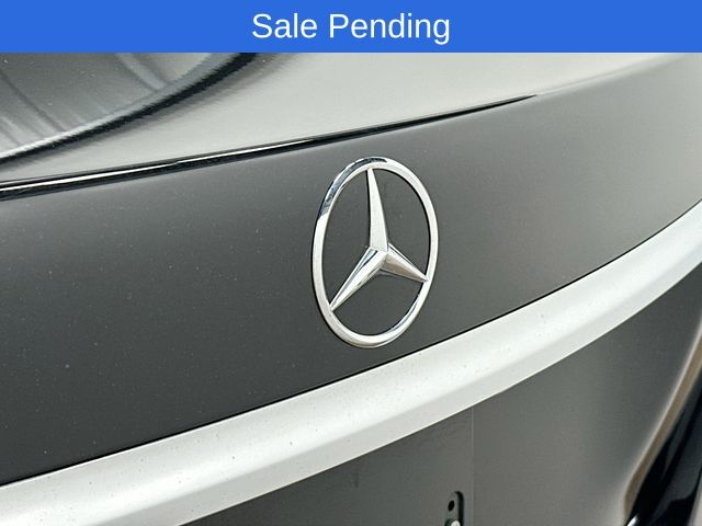 Thumbnail: 2017 Mercedes-Benz E-Class - 28