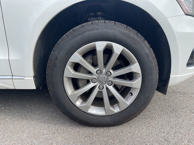 2016 Audi Q5 2.0T Prestige Hybrid TDI Premium Plus photo 3