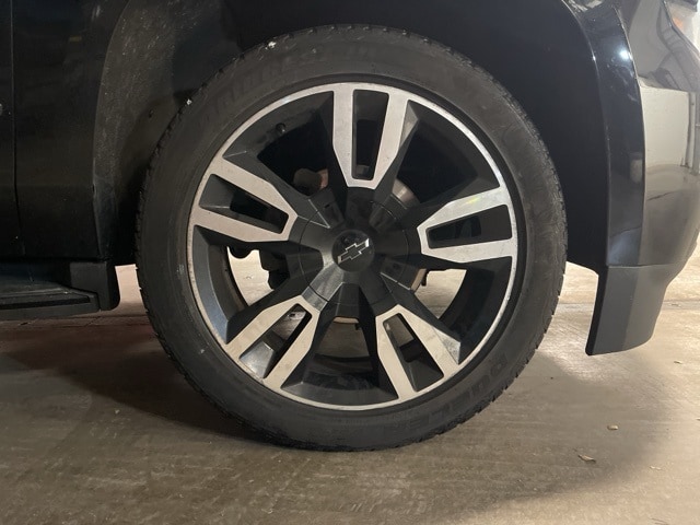 Thumbnail: 2018 Chevrolet Tahoe - 7