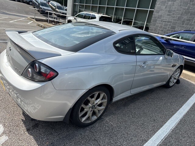 2008 Hyundai Tiburon GT photo 2