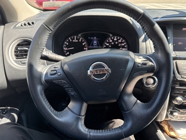 Thumbnail: 2019 Nissan Pathfinder - 5
