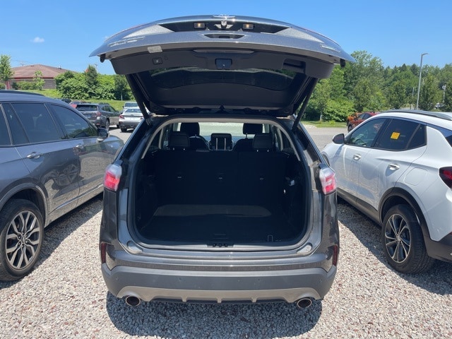 Thumbnail: 2019 Ford Edge - 8