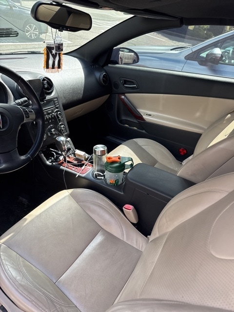 Thumbnail: 2008 Pontiac G6 - 5