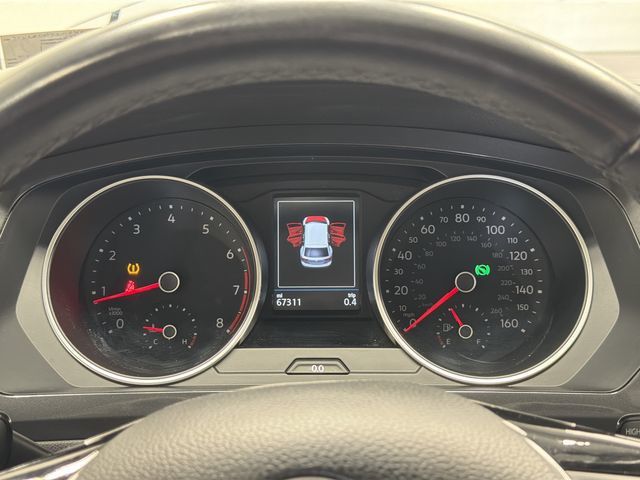 Thumbnail: 2018 Volkswagen Tiguan - 7