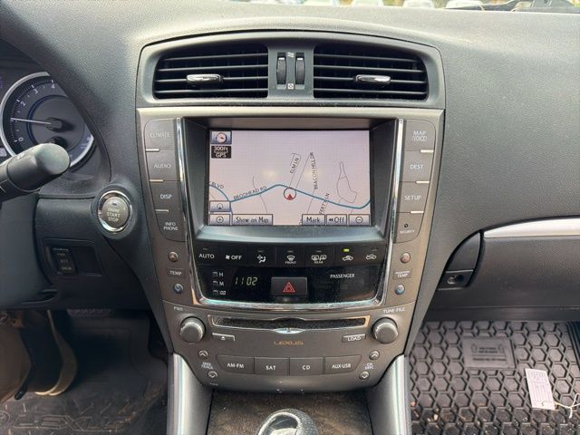 Thumbnail: 2012 Lexus IS - 21