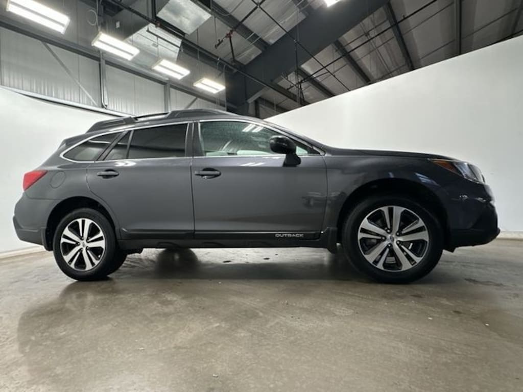 Used 2019 Subaru Outback Limited SUV