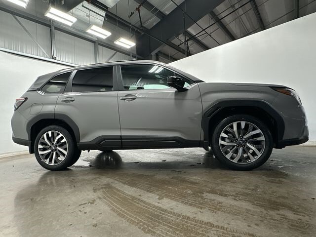 2026 Subaru Forester Touring photo 3