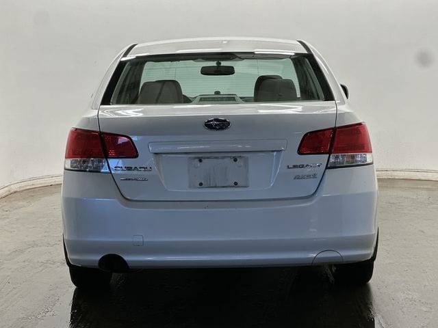 Thumbnail: 2013 Subaru Legacy - 4