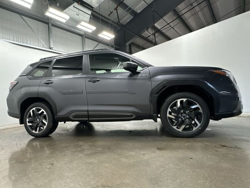 New 2025 Subaru Forester Hybrid Limited SUV