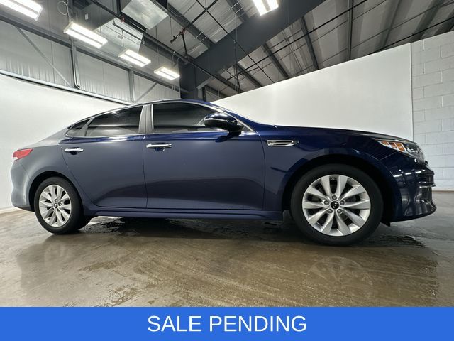 Thumbnail: 2018 Kia Optima - 3