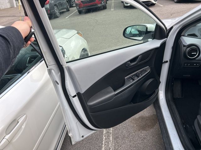 Thumbnail: 2019 Hyundai Kona - 5