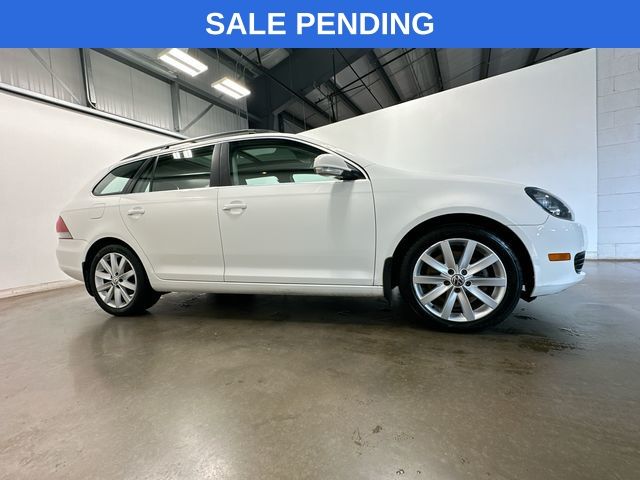 Thumbnail: 2012 Volkswagen Jetta - 3