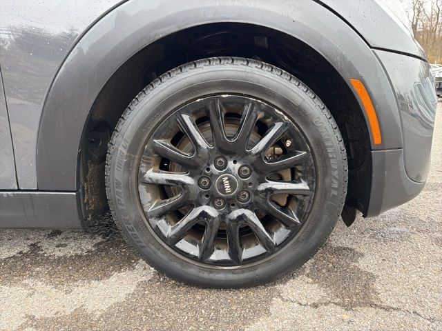 Thumbnail: 2019 MINI Cooper Hardtop - 7