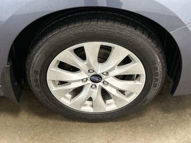Thumbnail: 2015 Subaru Legacy - 5