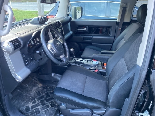 Thumbnail: 2009 Toyota FJ Cruiser - 9