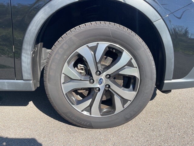 2022 Subaru Outback Limited photo 4