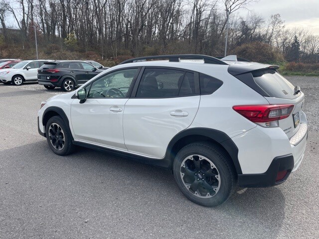 2021 Subaru Crosstrek Premium photo 3