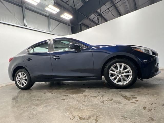 Thumbnail: 2016 Mazda Mazda3 - 3