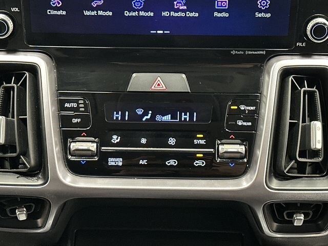 Thumbnail: 2023 Kia Sorento - 15