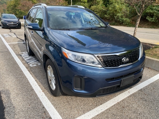 Thumbnail: 2015 Kia Sorento - 2
