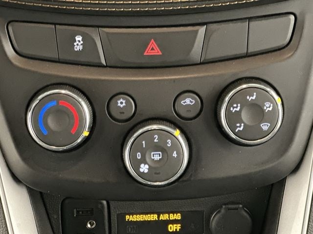 Thumbnail: 2019 Chevrolet Trax - 14