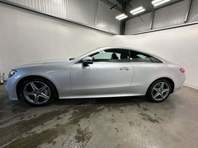 Thumbnail: 2018 Mercedes-Benz E-Class - 2