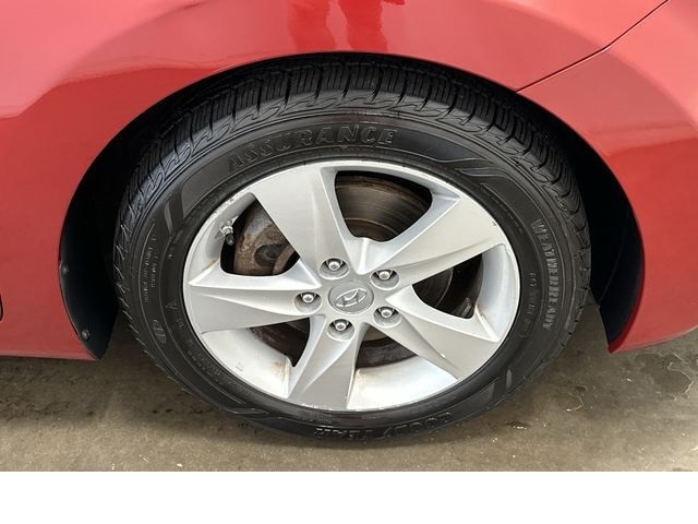 Thumbnail: 2012 Hyundai Elantra - 5
