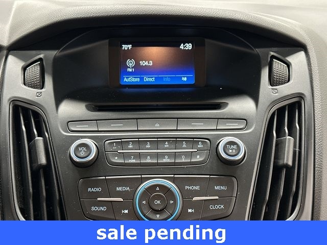 Thumbnail: 2016 Ford Focus - 10