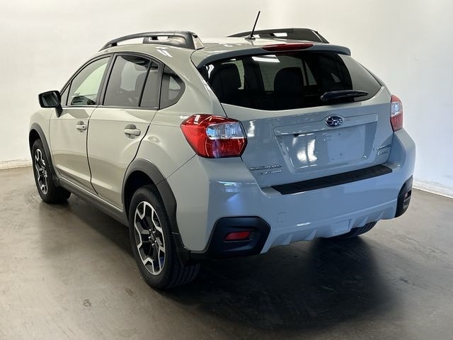 Thumbnail: 2017 Subaru Crosstrek - 30