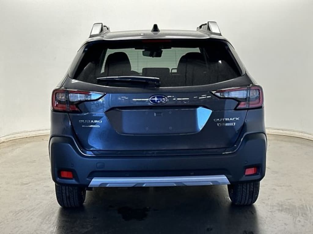 New 2025 Subaru Outback Touring SUV