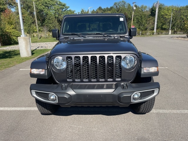 Used 2020 Jeep Gladiator Sport S with VIN 1C6HJTAGXLL205025 for sale in Moon Township, PA