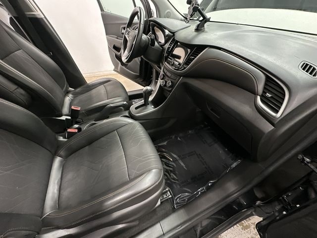 Thumbnail: 2019 Chevrolet Trax - 20