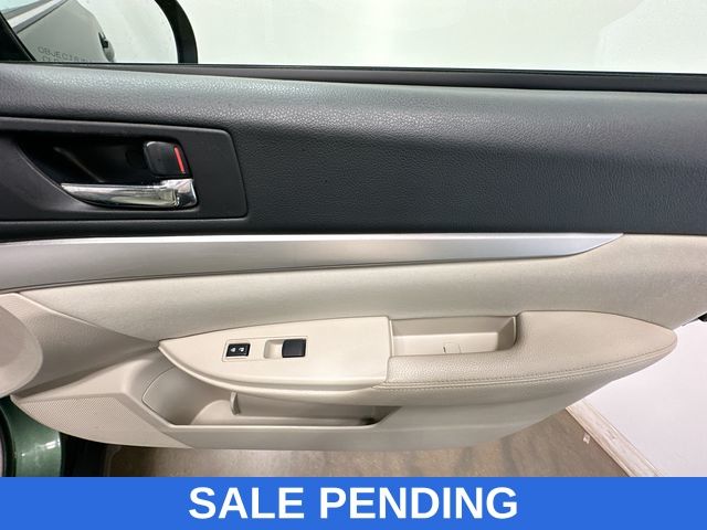 Thumbnail: 2010 Subaru Outback - 19