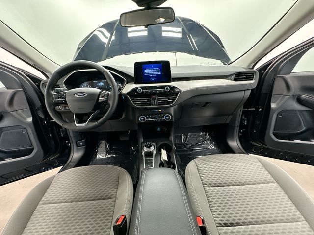 Thumbnail: 2021 Ford Escape - 19