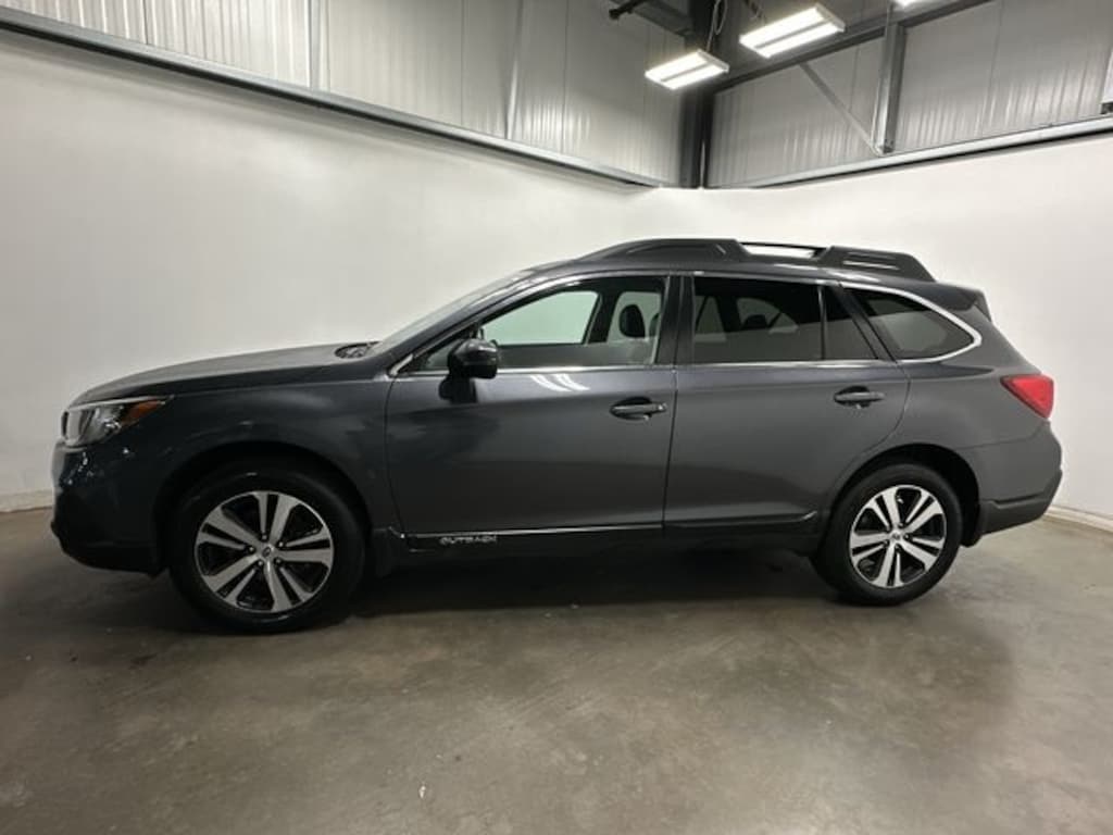 Used 2019 Subaru Outback Limited SUV