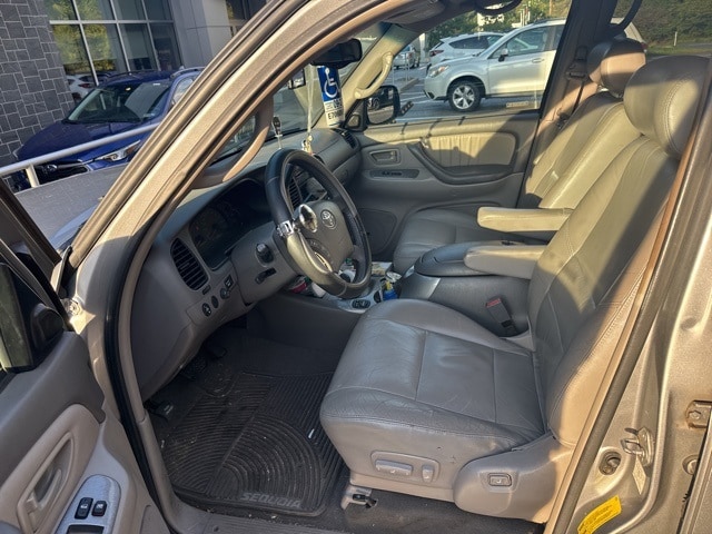 Thumbnail: 2003 Toyota Sequoia - 6