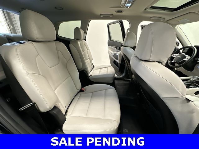 Thumbnail: 2022 Kia Telluride - 27