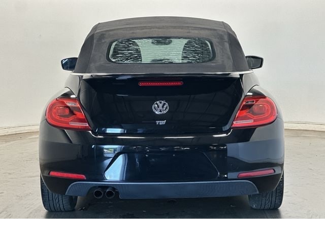 Thumbnail: 2014 Volkswagen Beetle - 4