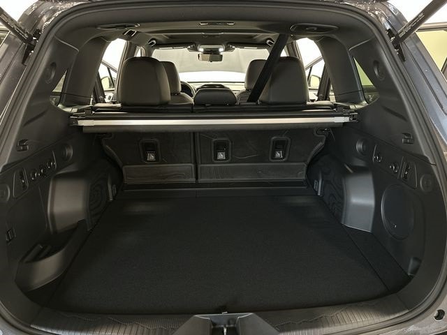 Thumbnail: 2025 Subaru Forester - 25