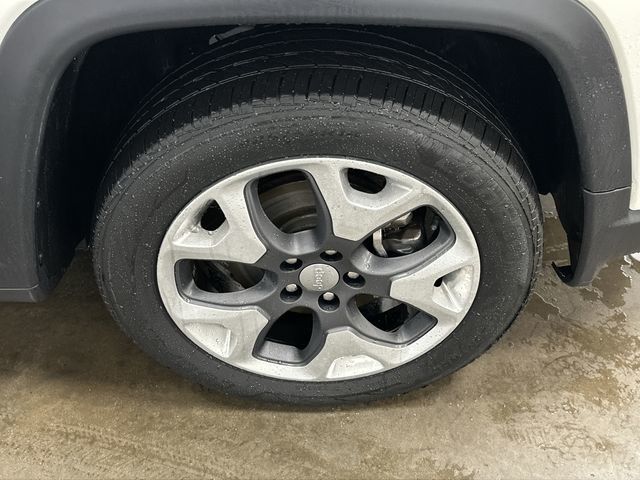 Thumbnail: 2019 Jeep Compass - 5