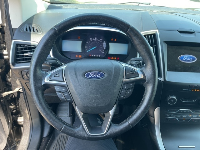 Thumbnail: 2019 Ford Edge - 13