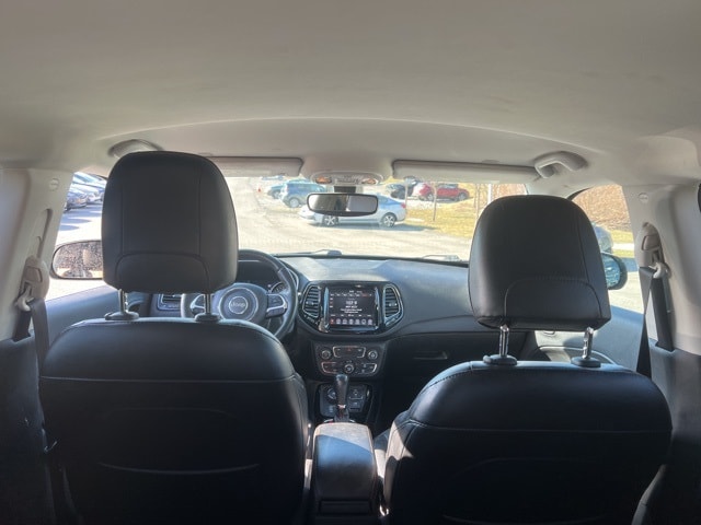 Thumbnail: 2019 Jeep Compass - 16