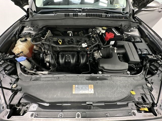 Thumbnail: 2014 Ford Fusion - 22