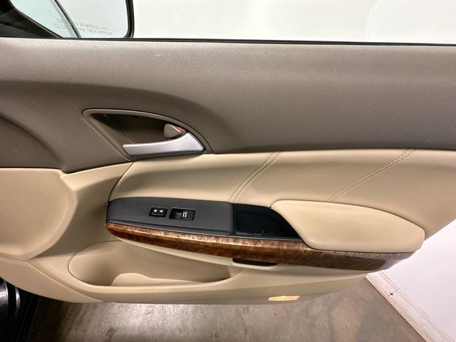 Thumbnail: 2009 Honda Accord - 20